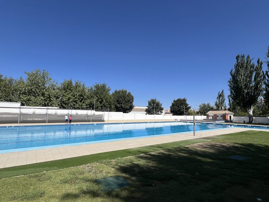 Torredelcampo cierra la temporada de piscina municipal con récord histórico de usuarios